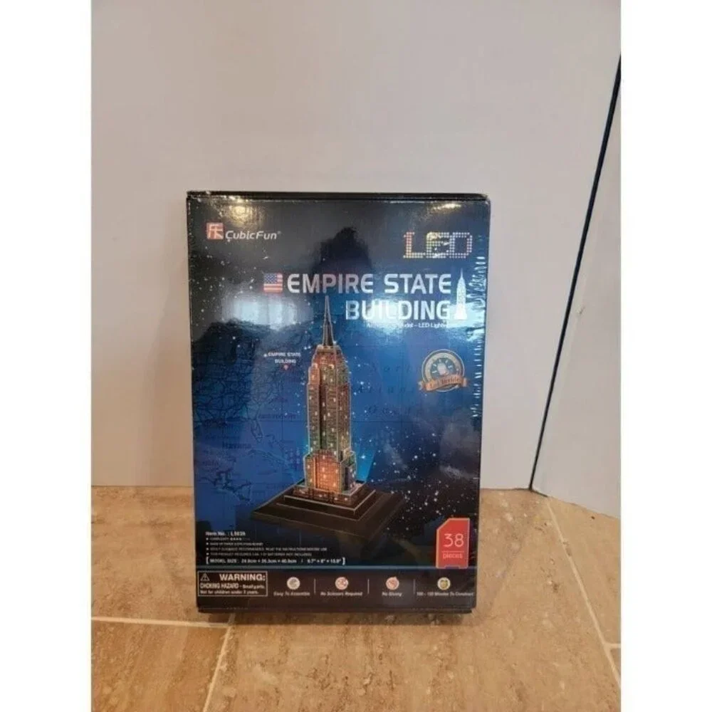 3D Empire State Building‎ Architecture Model Kit LED Lighting NEW 37pcs